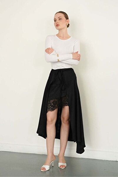 CKM MODA Muya lace detailed satin skirt black