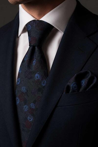 Kravatkolik Smoked Blue Floral Pattern Classic Tie with Handkerchief Kk13795