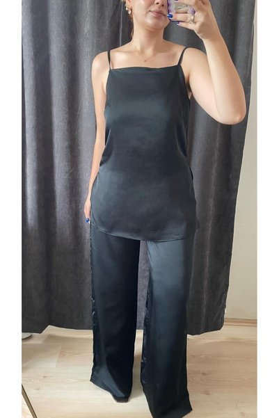 Tumtum Wear Satin Adjustable Strap Slit Detailed Blouse and Pants Set