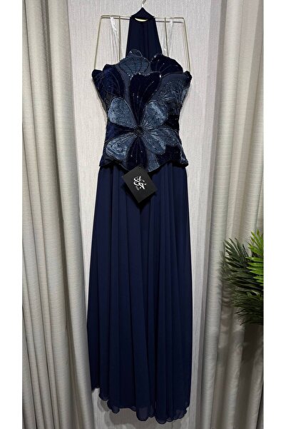 Jood Luxury Floral Embroidery Evening Dress with Shawl