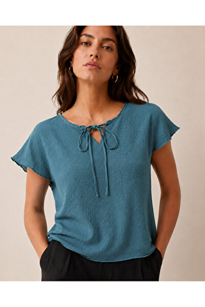 just wear zt Women's Slit Detailed Lace-Up Collar Comfortable Fit Blouse