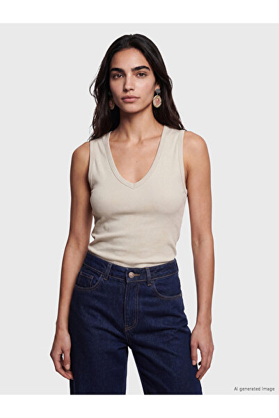 LC Waikiki Vizyon New Season V-Neck Women's Tank Top