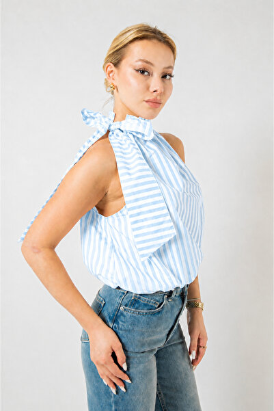 moda paketi Γυναικεία μπλούζα με ριγέ λεπτομέρεια δεσίματος και λαιμόκοψη hal...