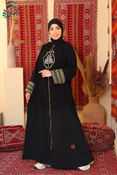 SIDRAALMONTAHA عباية موديل الكعبة مزودة بسحاب وتطريز على شكل نقشة الكعبة