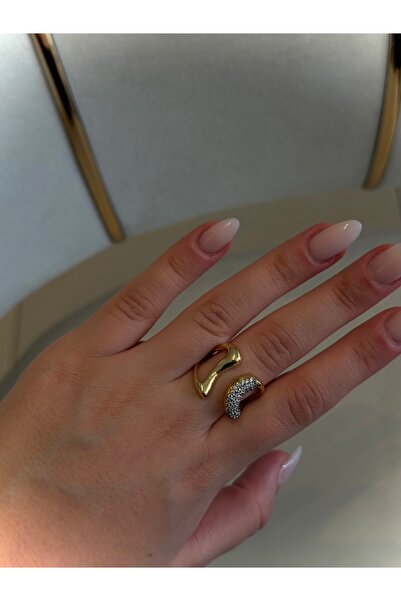 Generic Brand Round stone detailed ring