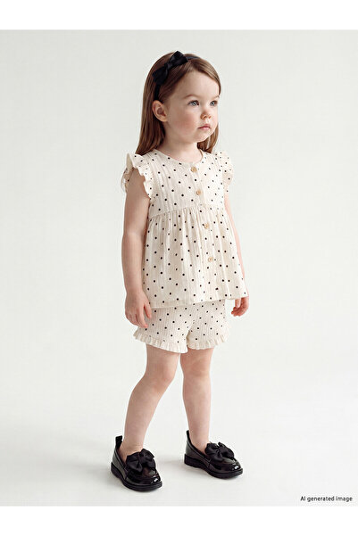 LC Waikiki Trendlucky Polka Dot Baby Girl Shorts Set with Difference in Color