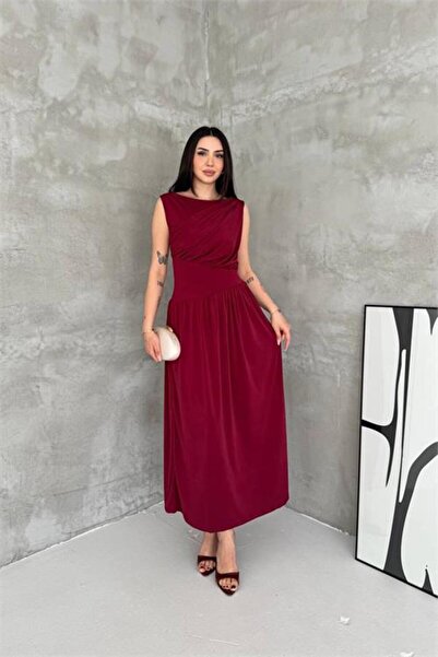 Neşeli Butik ženska bordo haljina bez rukava sa drapiranim ovratnikom i uskim...