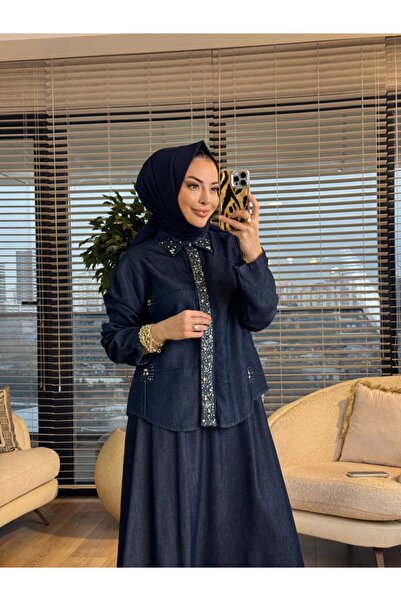 ALANURMODA 7502 طقم تنورة من الدنيم مع ياقة مرصعة بالأحجار باللون الأزرق الداكن