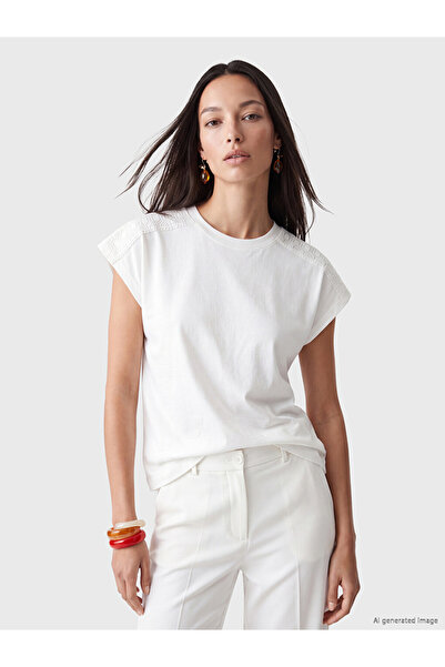LC Waikiki Peak New Season White Crew Neck Lace Detailed Blouse