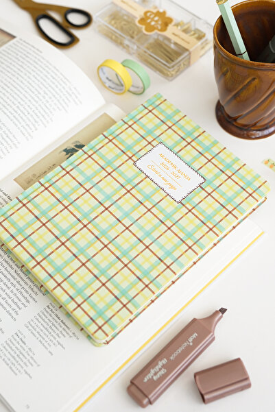 Matt Notebook 2026-2027 A5 Academic Agenda 15X21 cm - 17 Months Plaid