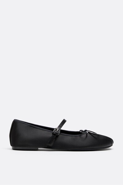 Stradivarius Satin buckle ballet flats