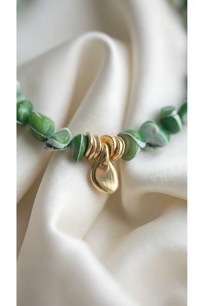 ILSA Green Agate Cracked Stone, Freshwater Pearl Necklace