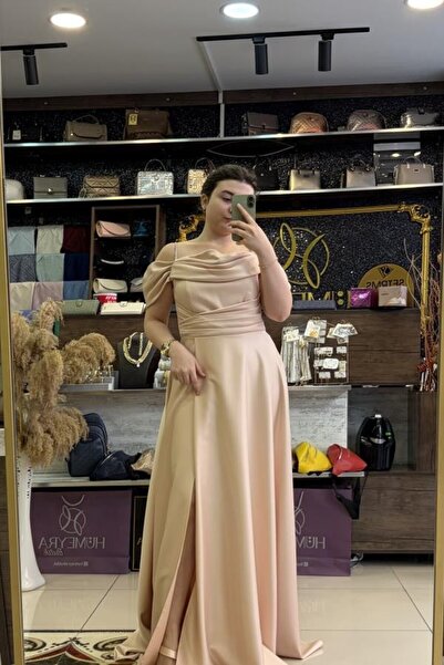 HÜMEYRA BUTİK Evening Dress with Stone Shoulder Straps