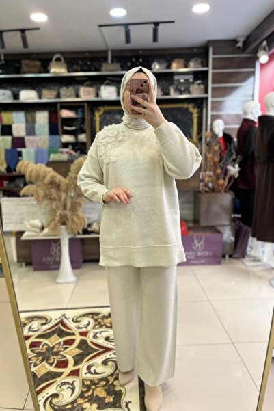 HÜMEYRA BUTİK Shoulder Rose Detailed Glittery Knitwear Set