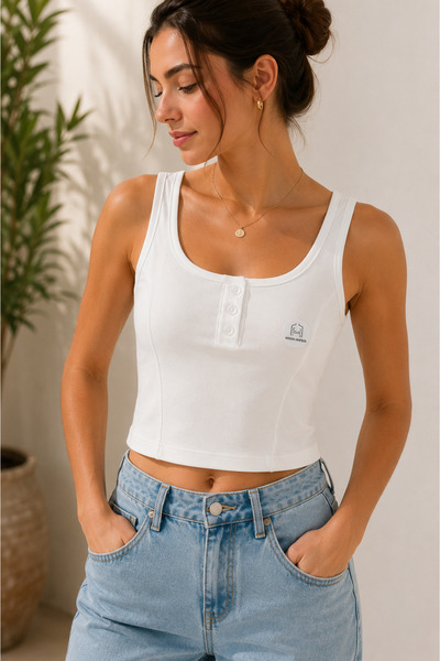 Parkur Thick Straps, 3 Button Cups, Supported Athlete's Bodysuit – White