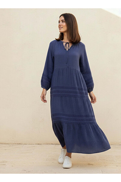 FAV CROCHET EMBROIDERY DRESS