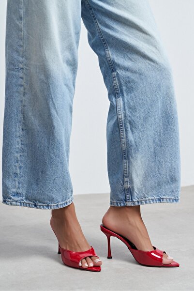 NİŞANTAŞI SHOES Renata Red Patent Leather Open Toe Women's Thin Heeled Slippers