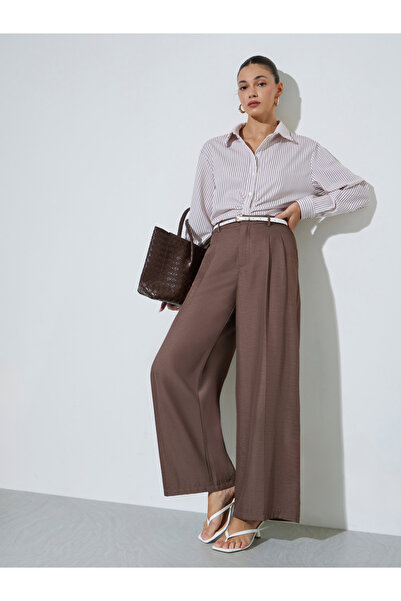 Styli Brown Wide Leg Loose Fit Pleat Detailing Pants