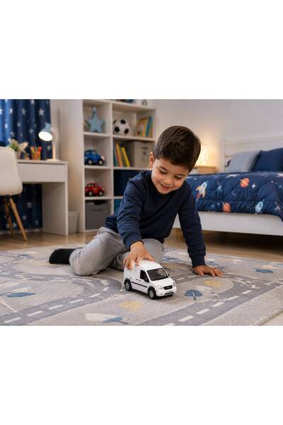 Arlina Home Kids سيارة لعبة فورد كونكت ذات هيكل معدني - لون أبيض