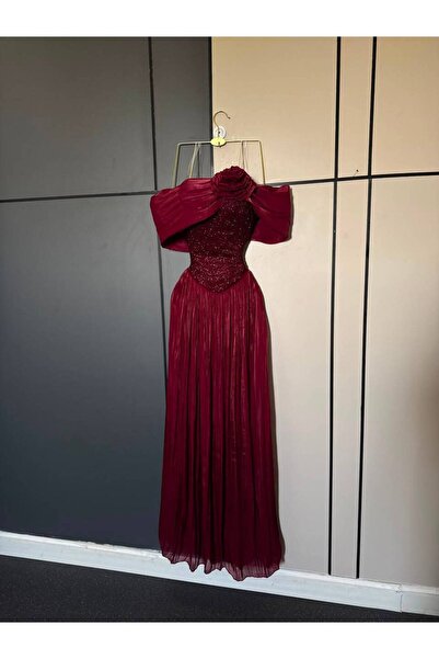 Jonana elegant red dress
