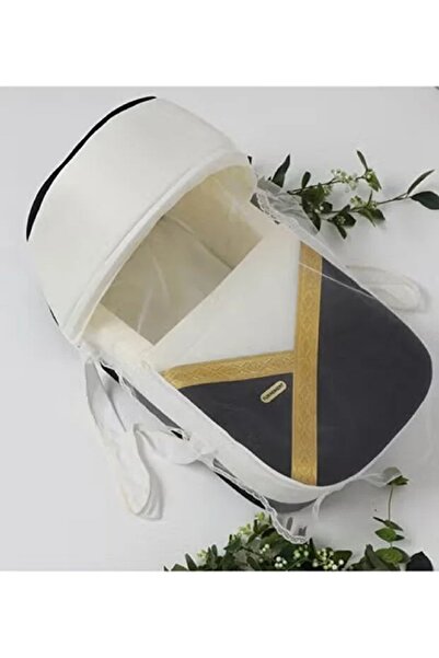 Fun Moment Portable baby bed with thick padded seat and high-quality material...