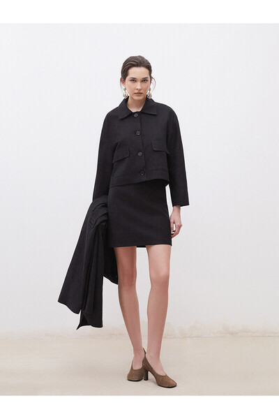 LC Waikiki Trendlucky Slim Fit Suede Mini Skirt with a Difference