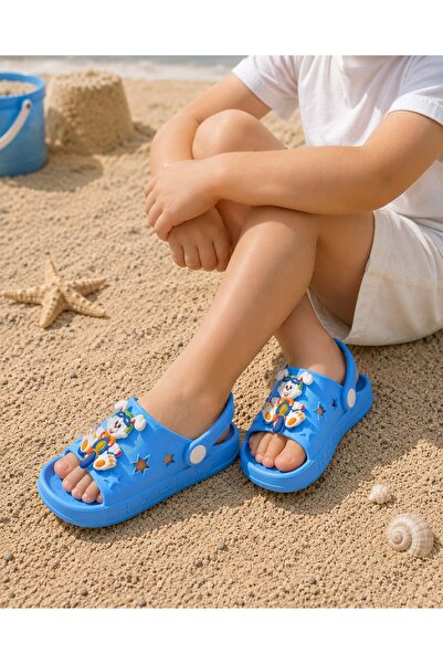 rs riva shoes شبشب أطفال من RIVA Cub باللون الأزرق الداكن، نعل غير قابل للانز...