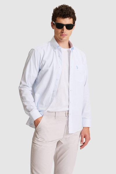 U.S. Polo Assn. قميص رجالي بأكمام طويلة باللون الأزرق الفاتح 50322208-VR003