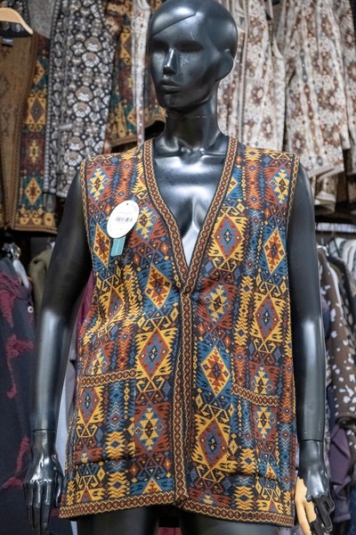 AVDAN Kilim Desenli V Yaka Kolsuz Yelek