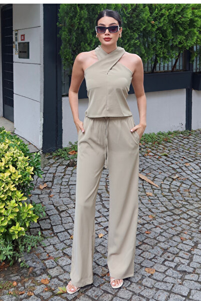 KECHİ WOMAN Costum Linda din țesătură twill cu guler tip halter