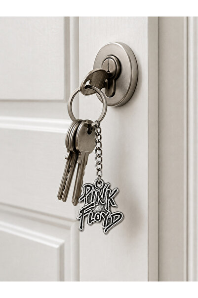 HER ŞEY NOTA www.herseynota.com Breloc metalic cu logo Pink Floyd – Accesoriu...