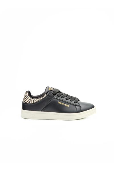 BATA Classic Everyday Sneaker