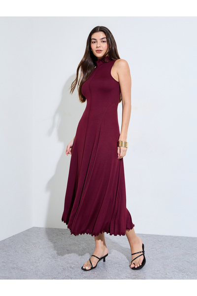 Styli Burgundy Sleeveless A-Line Maxi Dress