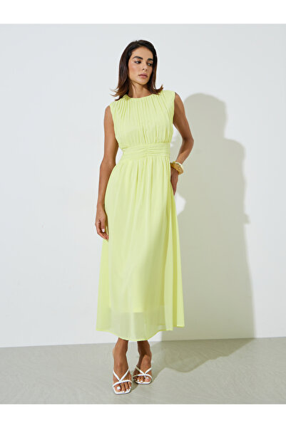 Styli Yellow Sleeveless Pleated A-Line Midi Dress