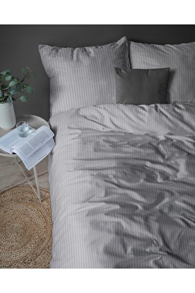 Deco4Home SET DE AȘTERNUTURI PĂTĂRUȚĂ 180X200CM + 2 FEȚE DE PERNĂ 70x80 BUMBA...