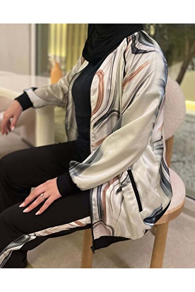 details Trendy Track Suit