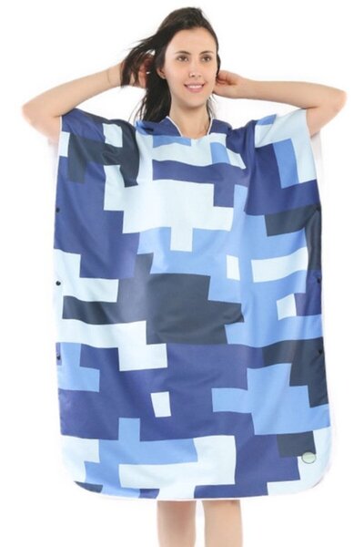 STARSTAR Quick-dry poncho.