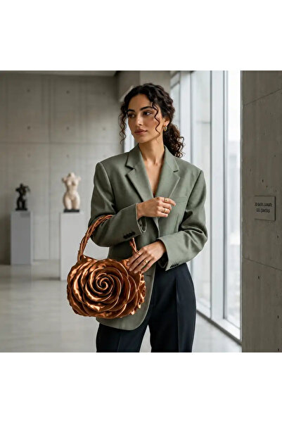 Verda Desing حقيبة يد نسائية بتصميم خاص بلون نحاسي برونزي معدني مع تصميم زهرة...