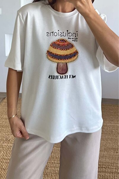 butikhola Ecru Beaded Embroidered Tshirt