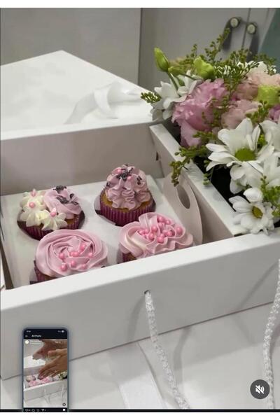 Pasta Çiçek Kurabiye Kutusu 2 bölmeli VE 4'LÜ CUP CAKE SEPERATÖRÜ İLE SET