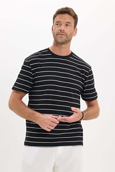 Tudors Men's Regular Fit Comfortable Cut Crew Neck Jacquard Black T-Shirt wit...