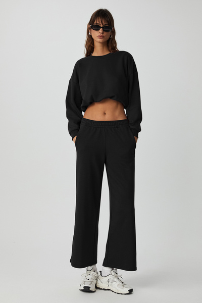 ETHIQUET Dewanna Women's Long Sleeve Crop Black Tracksuit Set