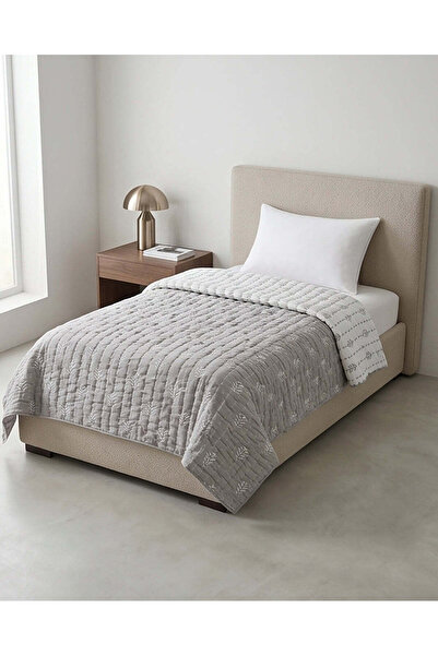 REDTAG Ivory Floral Jacquard Bedspread (220 x 160 cm)