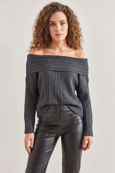 Efnaz style Women's Degaje Collar Anthracite Sweater