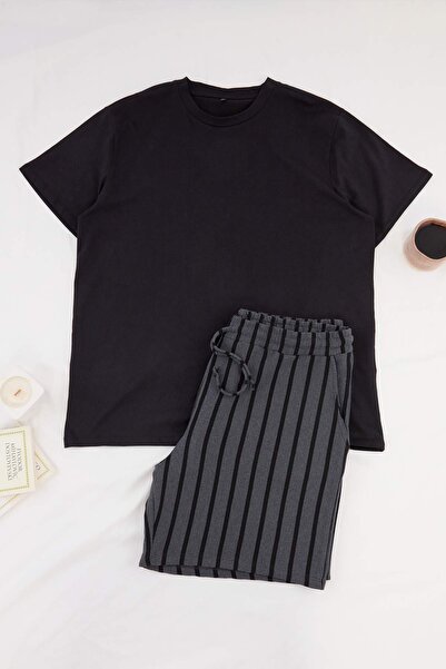 Συλλογή Trendyol Μαύρο - Ανθρακί Μεγάλο Μέγεθος Κανονική Εφαρμογή Ριγέ Πλεκτό...