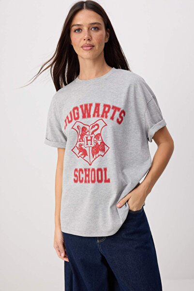Trendyol Collection Tricou tricotat din bumbac 100%, cu licență Harry Potter,...