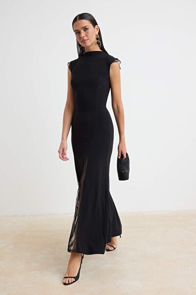 Trendyol Collection Rochie neagră cu dantelă simplă și detaliu Sandy, căptuși...