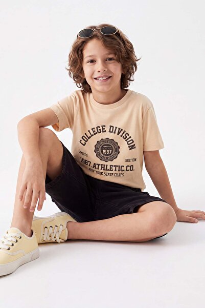 TRENDYOLKIDS Beige Boy's Printed Knitted Top and Bottom Set Tkdss26Au00150