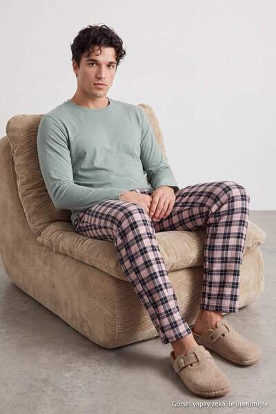 Trendyol Collection Green Regular Fit Plaid Patterned Knitted Pajamas Set Tmn...