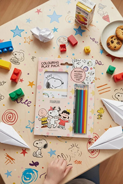 Miniso Snoopy Lisanslı Büyük Boy Boyama ve Aktivite Seti – Sticker Hediyeli
